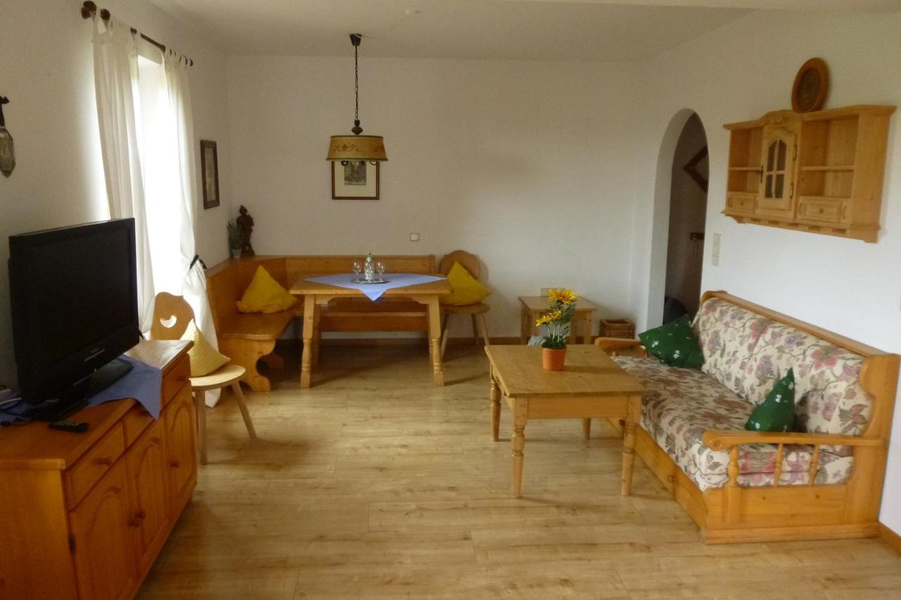 Landgasthof Berg Eurasburg Rum bild