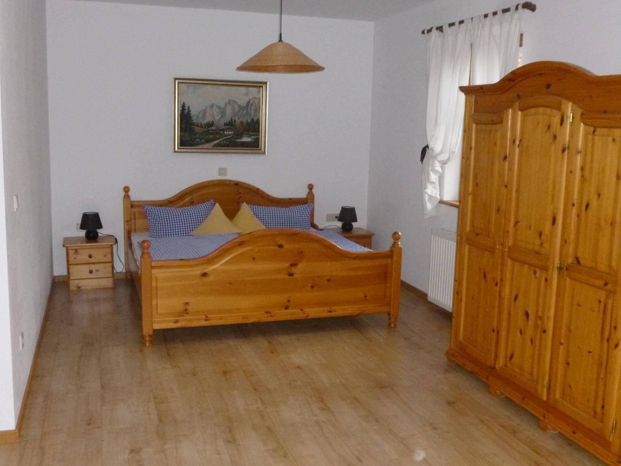 Landgasthof Berg Eurasburg Rum bild